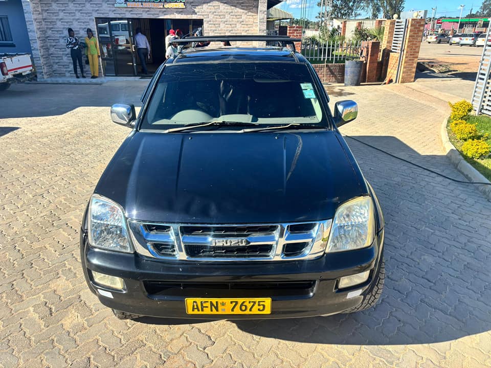 classifieds/cars isuzu