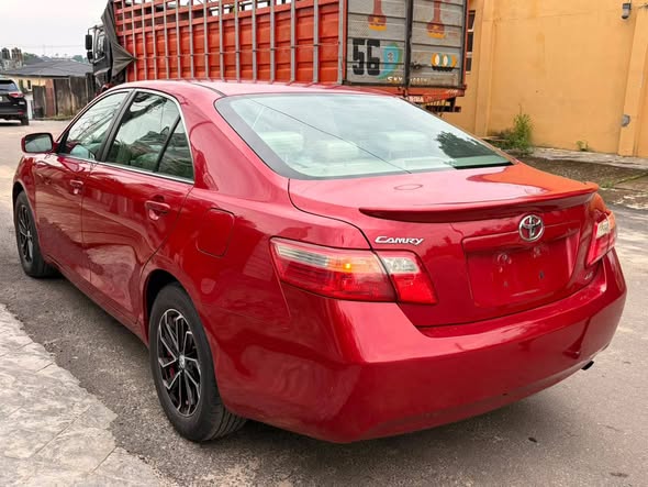 A picture of Toyota Camry 2007