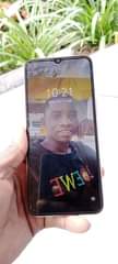 A picture of infinix hot 10i