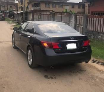 A picture of Lexus es350 2009 model