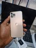 A picture of Iphone 11 pro..64gb please no issues all features working fine..240k