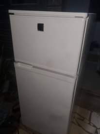 A picture of Fridge kali sana umeme mdogo bei 255000 