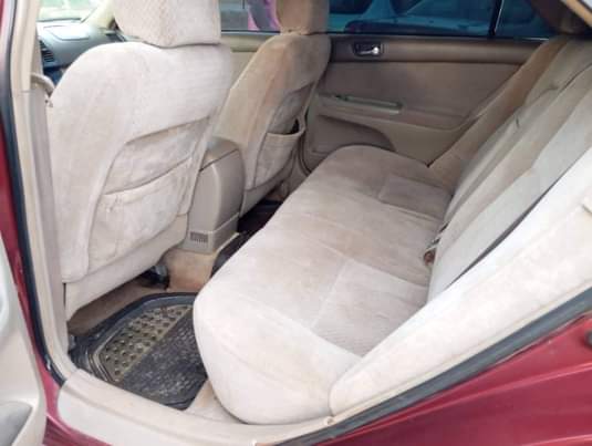 A picture of 2004 Toyota Camry Big daddy Small