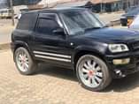 A picture of RAV4 KIPISI