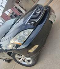 A picture of Lexus RX350 on 330 body First body Sound engine Gearbox