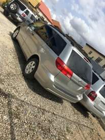 A picture of Foreign used 2006 Toyota Sienna XLE