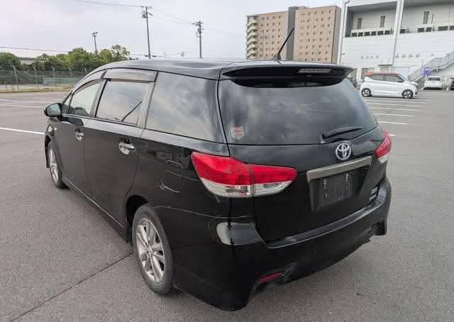 A picture of 2012 Toyota Wish 1.8S 2012 3