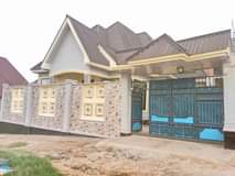 A picture of Nyumba hii sio ya kuikosa.Ni mjengo wa maana Sanaa.