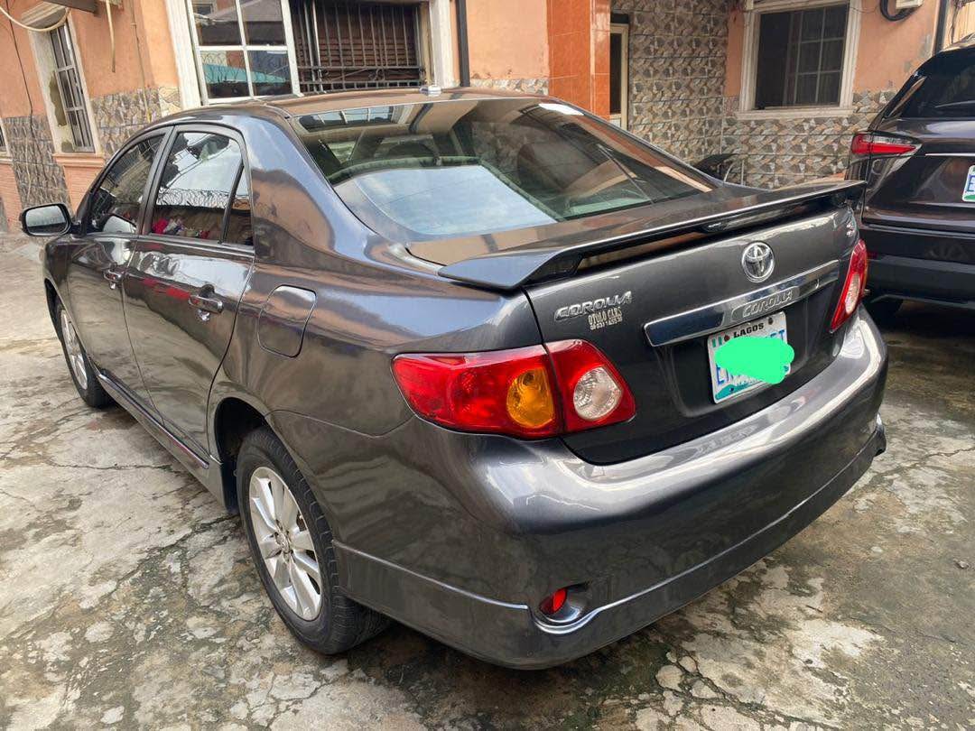 A picture of Toyota Corolla 2009 first body everything is working perfectly