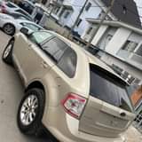 A picture of A year used Ford edge 08 leather interior