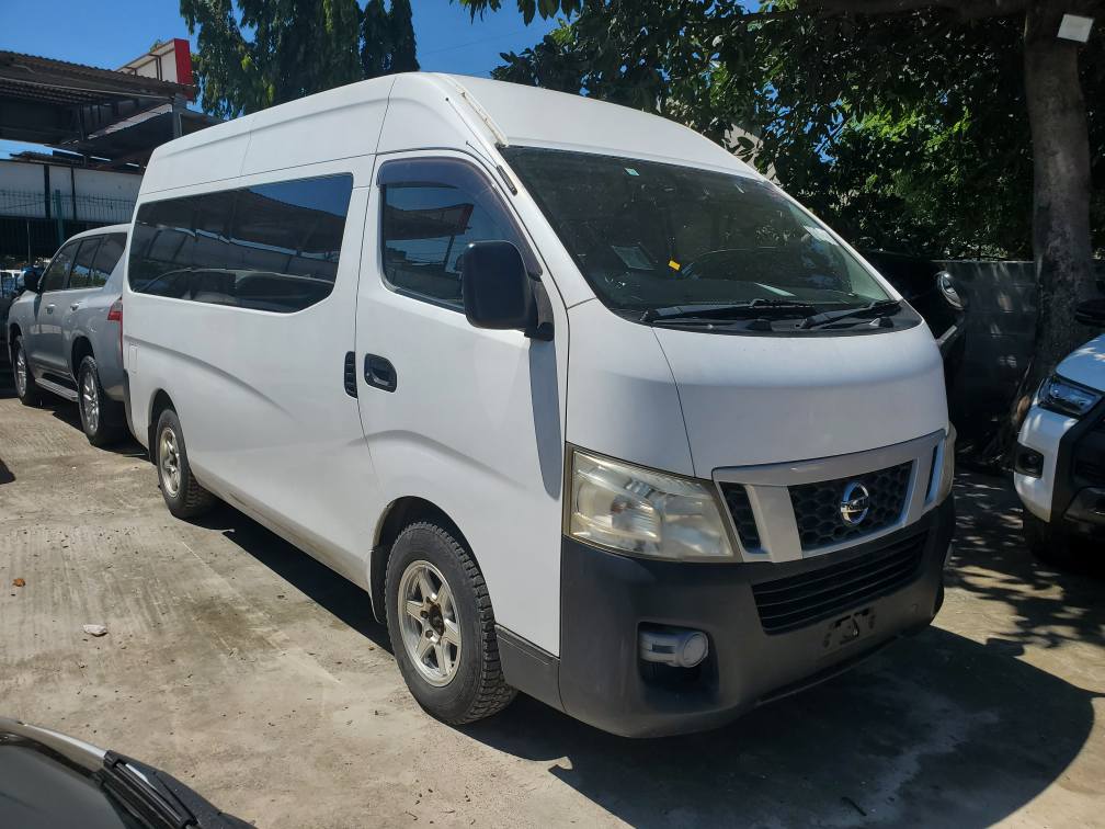 A picture of NISSAN CARAVAN NV350