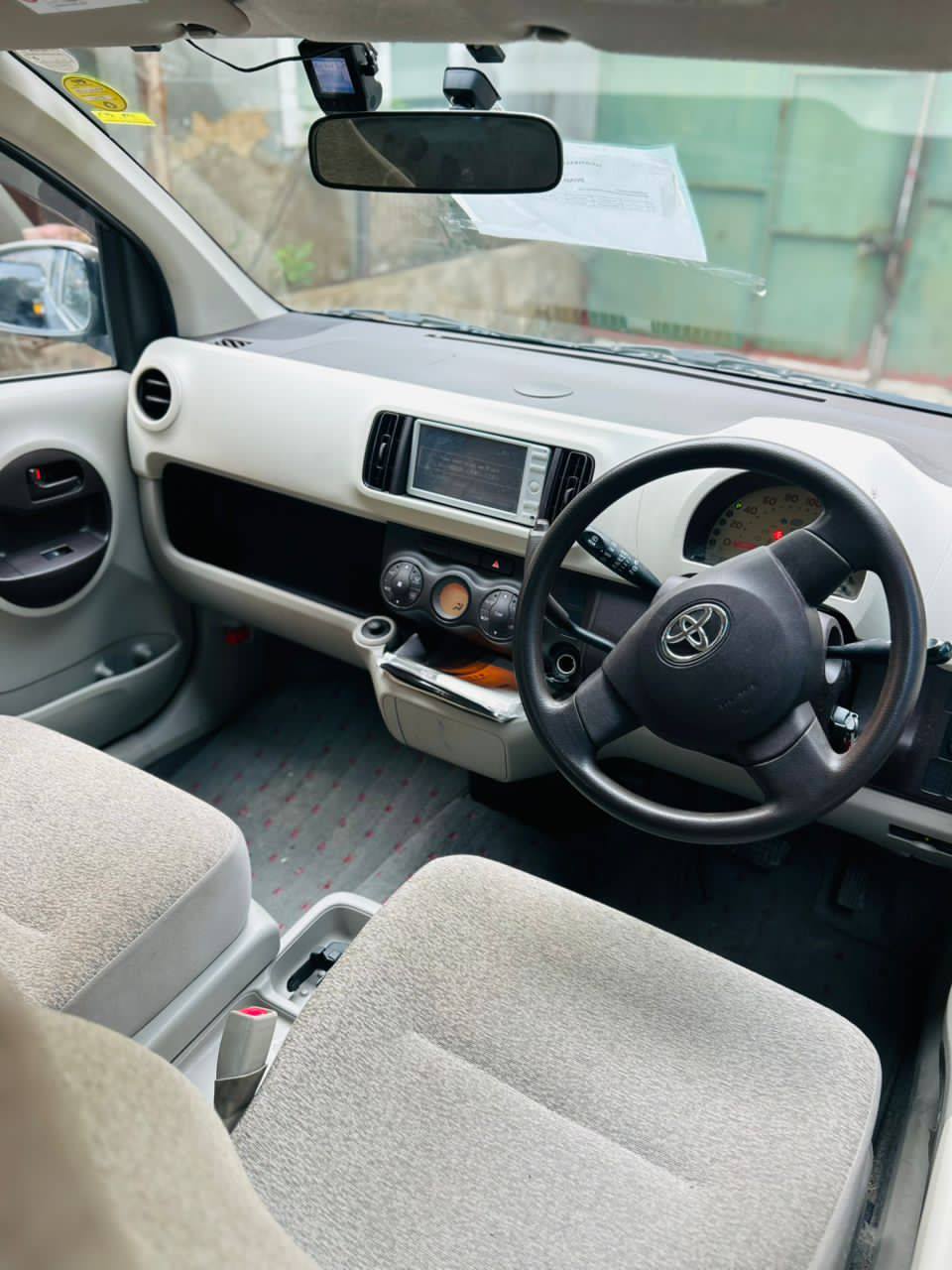 A picture of TOYOTA PASSO NEW
