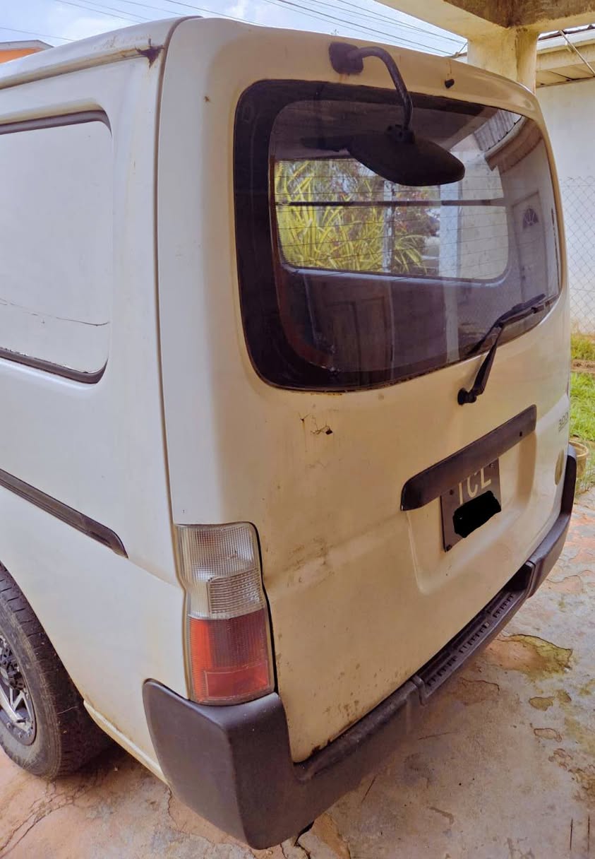 used nissan caravan