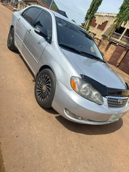 A picture of 2007 Toyota corolla