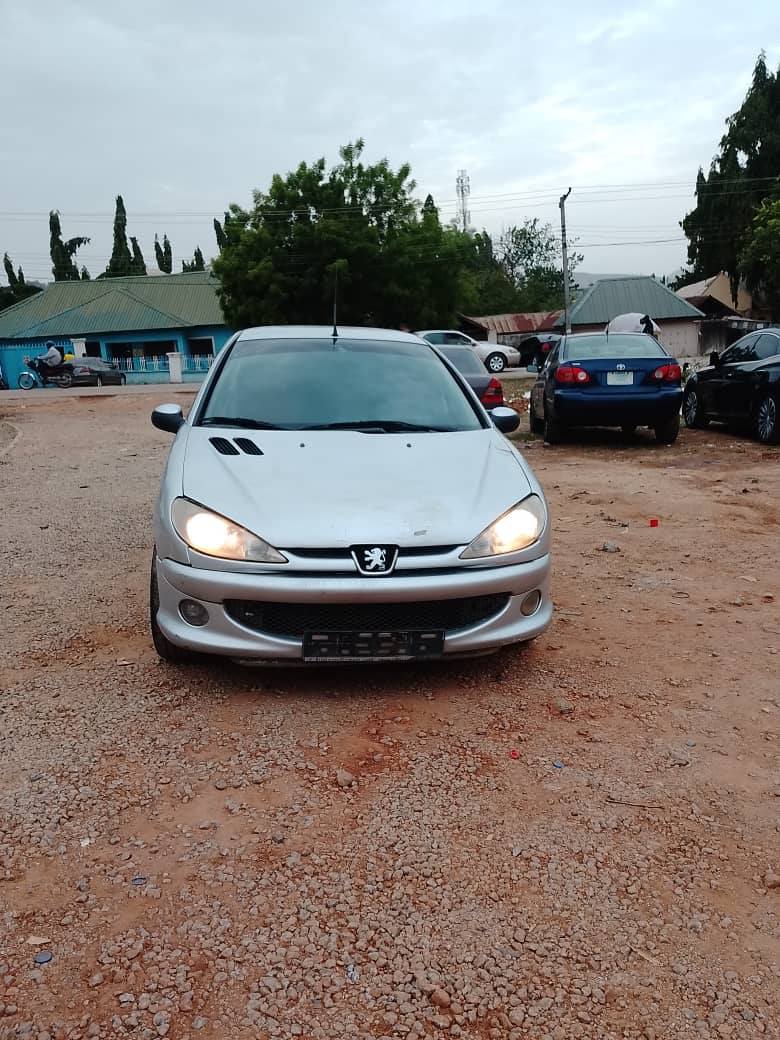 A picture of Peugeot 206 Manual Transmission for sale