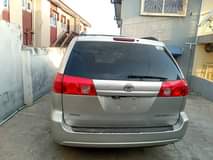 A picture of Toyota sienna 2009 Partly first body Clean in and out