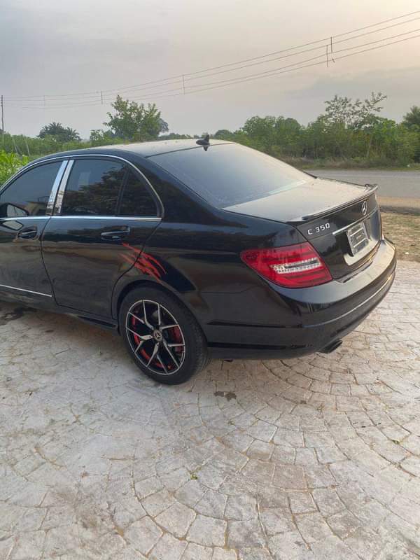 A picture of DISTRESS ALERT MERCEDES BENZ C350 WELL PIMPED Full option Complete
