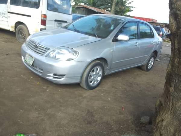 A picture of Toyota Corolla Engine Gear working perfectly Buy and drive Manual