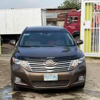 A picture of Toyota Venza 2010