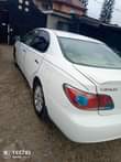 A picture of Lexus Es330