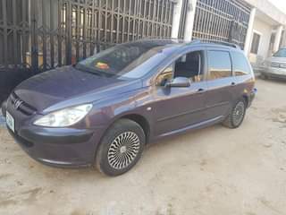 A picture of Peugeot 307 2007