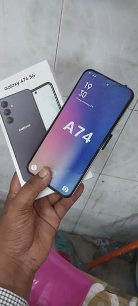 A picture of Samsung galaxy A74 5g