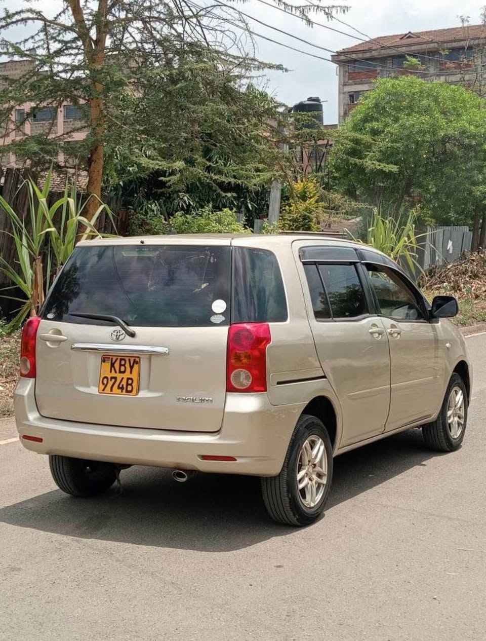 used toyota raum
