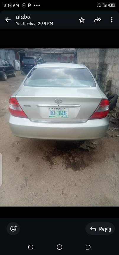 A picture of Neat Toyota Camry 2003 ac chilling nothing to fix neat