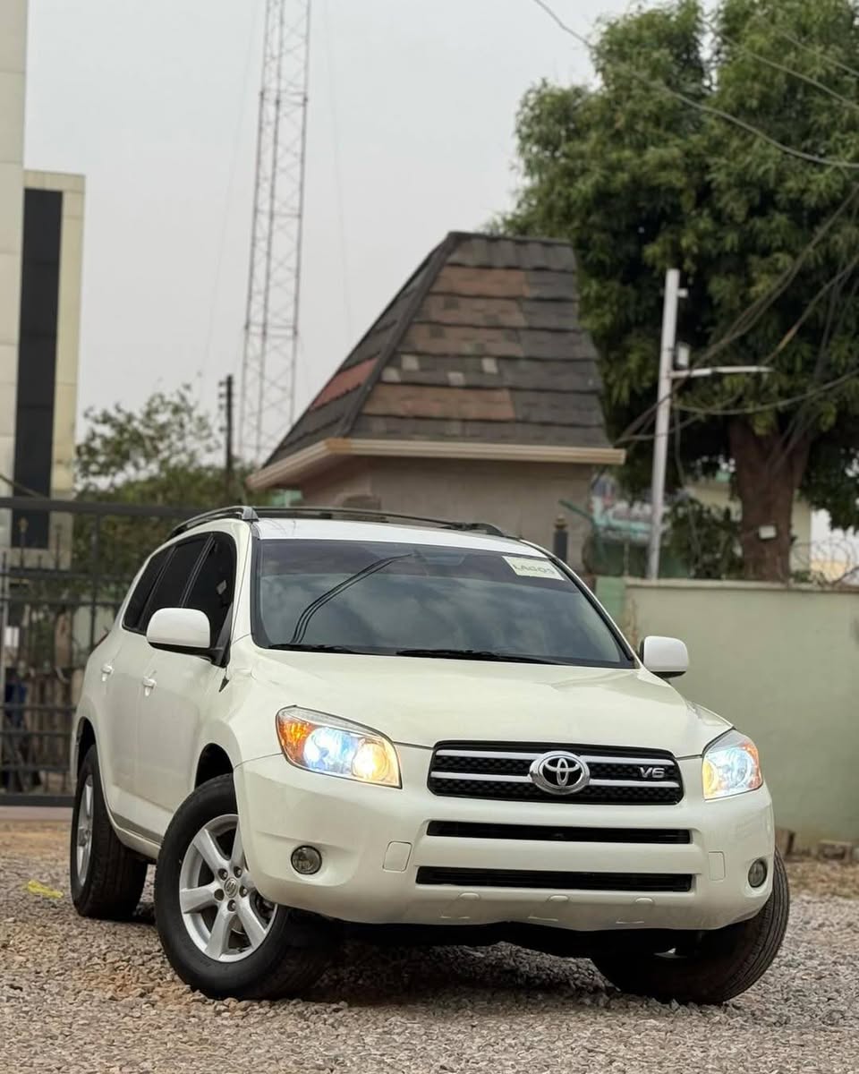 A picture of 2007 Toyota Rav4