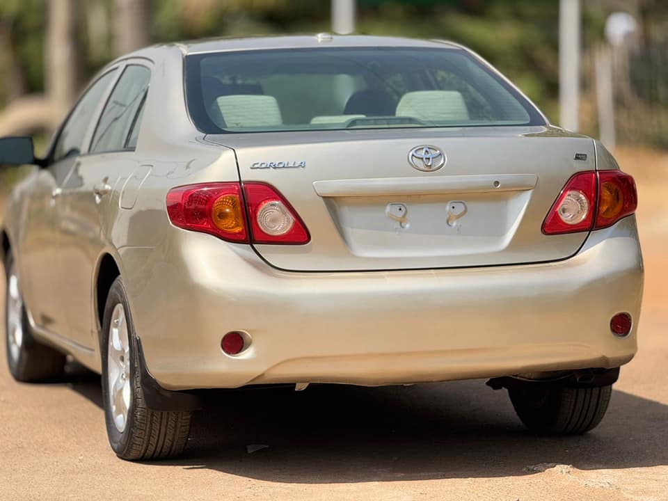 A picture of EXTREMELY SHARP 2009 TOYOTA COROLLA LEWITH PROPER DOCUMENTATION PRICE 7.5M