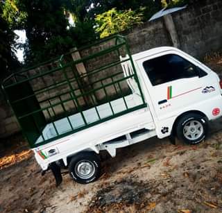 A picture of Suzuki carry Call 0655804268 Bei million 3.9