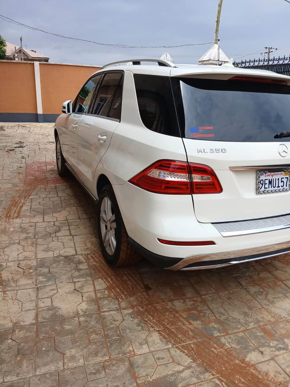 A picture of A SERIOUS BUYER IS NEEDED DEALER GRAB DIS