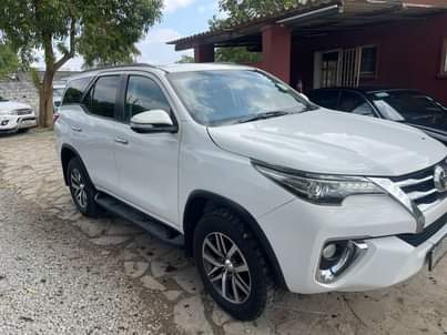 used toyota fortuner