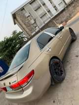 A picture of Very clean 2004 accord with android screen