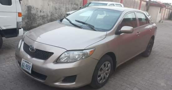 A picture of Awoof distress sale oo Reg Barely used corolla 2010 model