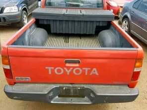 A picture of Toyota pickup Hilux 1999 for sale at Lagos state 700