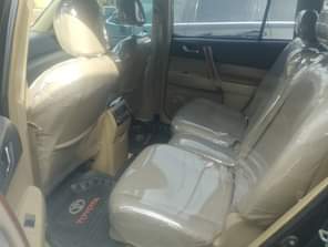 A picture of Super clean used 2016 Toyota Highlander fullest option now available