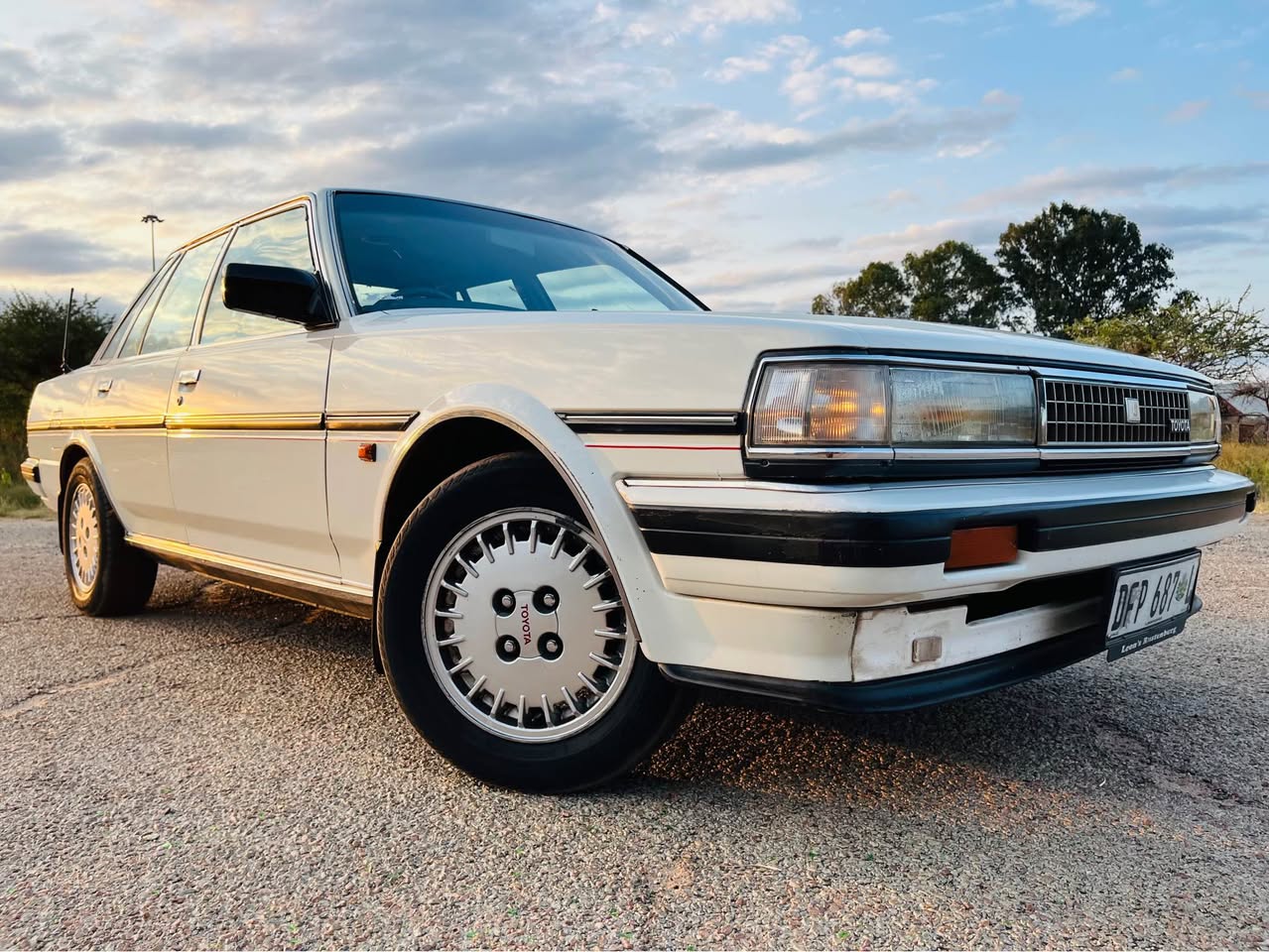 toyota cressida