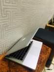 A picture of MAC BOOK PRO CORE I7