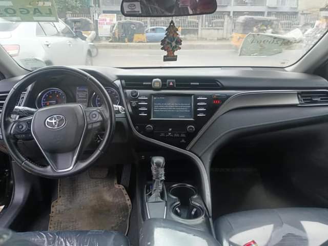 A picture of Toyota camry 2019 model