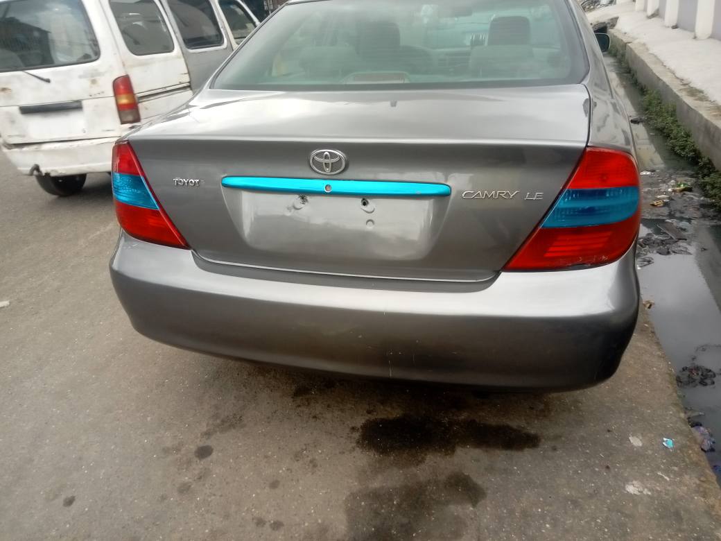 A picture of 2004 Toyota Camry