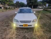 used toyota altezza