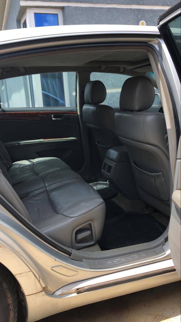 A picture of Toyota Avalon 2007 first body Engine and gear untouched AC