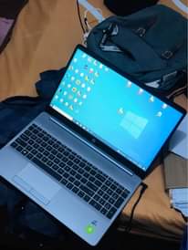 A picture of Hp elite book G2 Ssd 1TB Ram 8 Processor 2.1