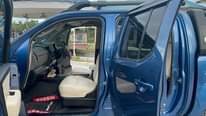A picture of Nisan navara Nzuri san Iko dar Bei ml 24 0753840279