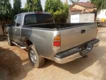 A picture of Toyota Tundra 2001 model Clean first body and interior Sound
