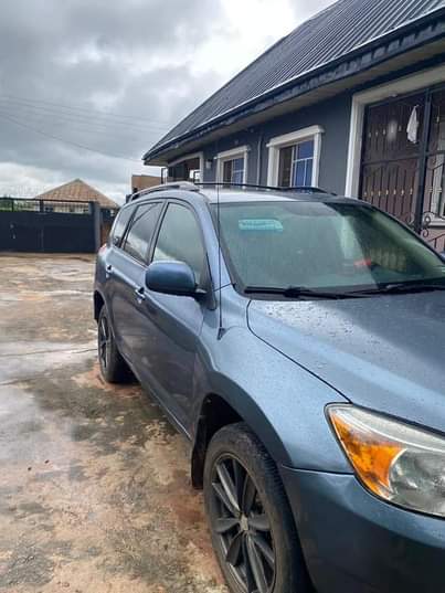 A picture of Sharp Sales Toks Standard Registered 2008 Toyota Rav4 With Very