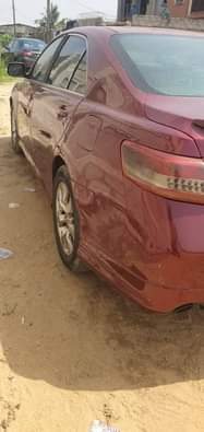 A picture of Awooooof Clean 2009 Toyota Camry sport V6 Baked on first