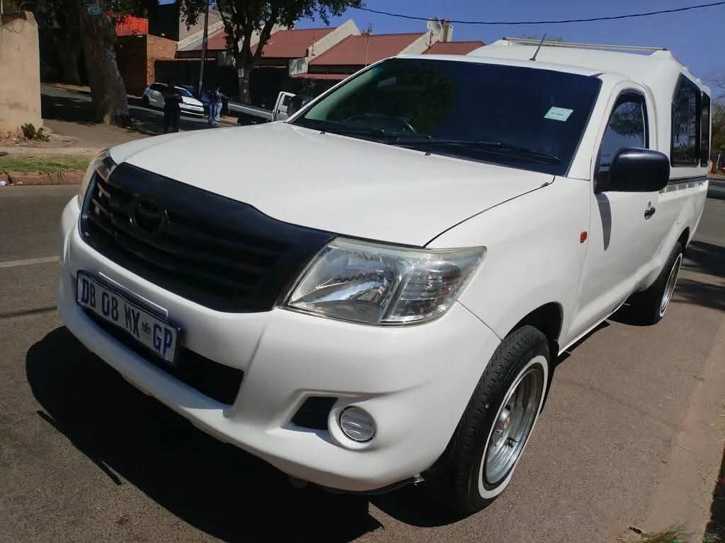 used toyota hilux