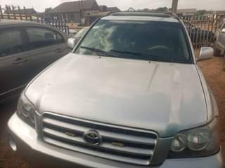 A picture of Toyota highlander